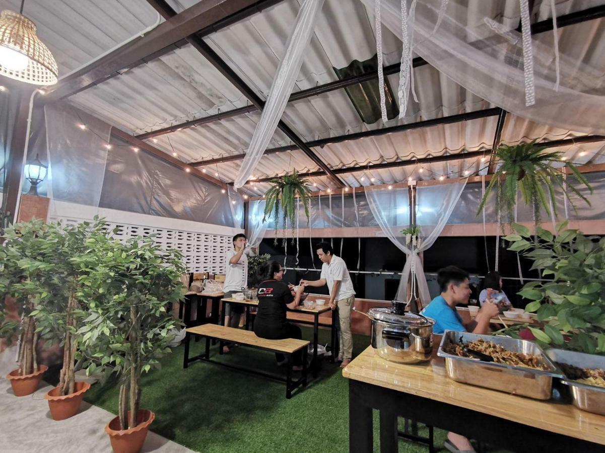 White House Hostel Bangkok Exterior foto